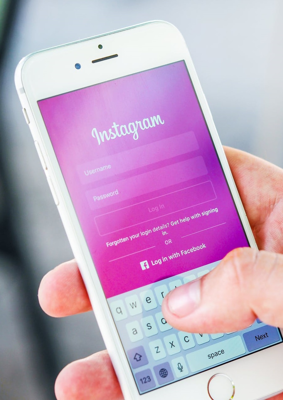 Jak połączyć Instagram z kontem na Facebooku? - SEO blog